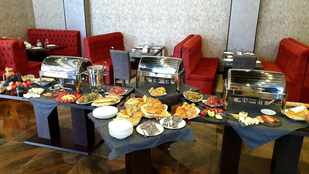 Vg Hotel Yerevan Exterior photo